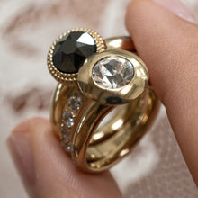 Load image into Gallery viewer, QUDO INTERCHANGEABLE FABERO FLAT TOP 10MM - JET BLACK CRYSTAL - STAINLESS STEEL