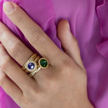 Load image into Gallery viewer, QUDO INTERCHANGEABLE BOCCONI TOP 11MM - EMERALD CRYSTAL - GOLD PLATED